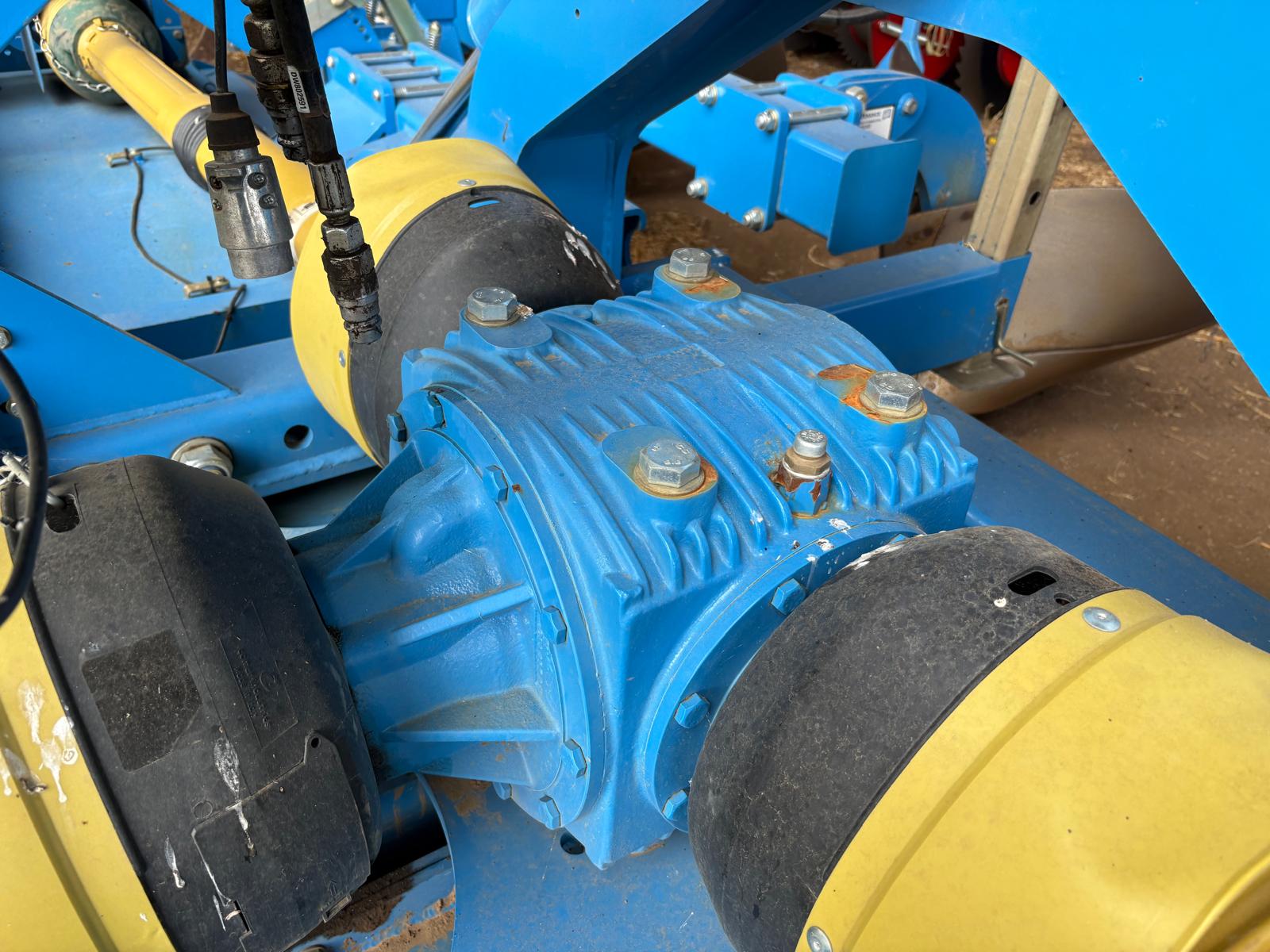 used-2023-standen-powavator-4-bodied-triple-bed-tiller