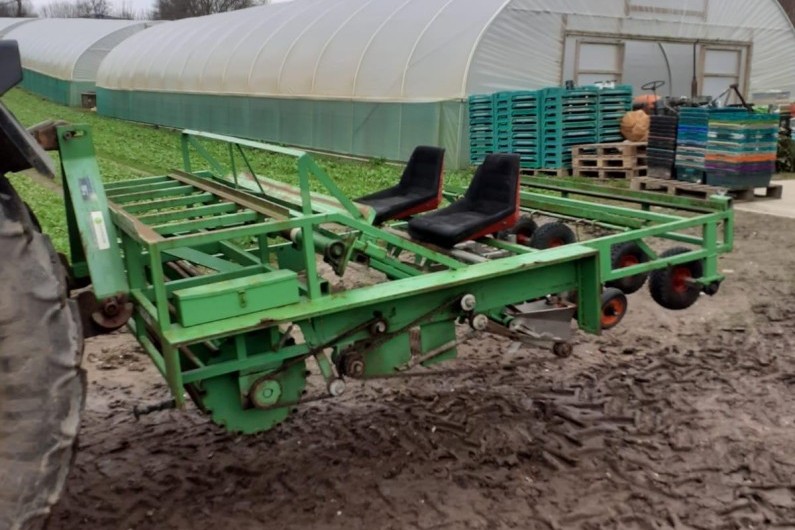 used-basrijs-4-row-2-man-manual-planter