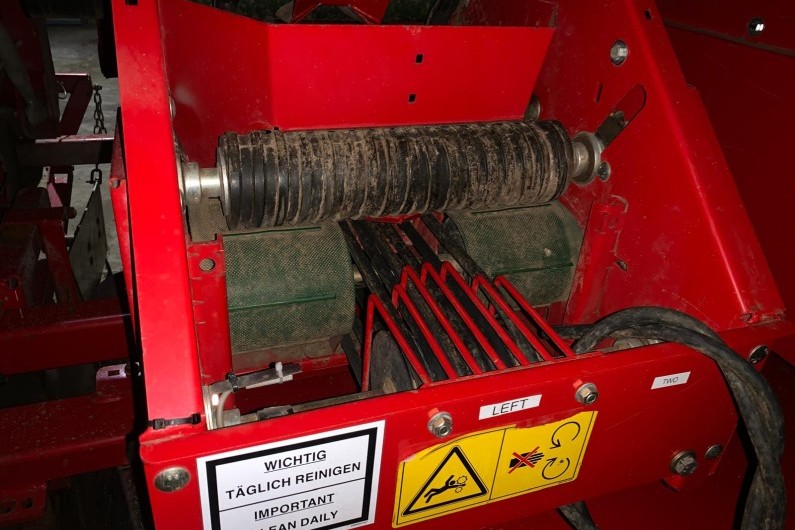 used-grimme-gb215-2-row-belt-planter