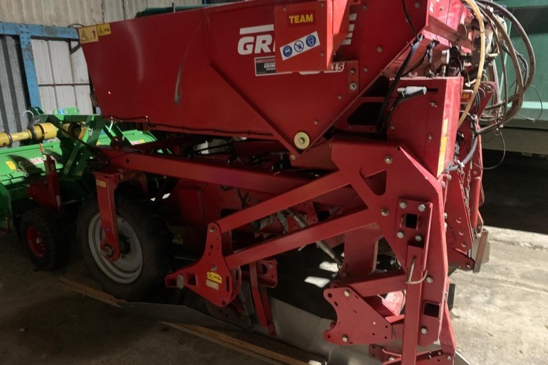 used-grimme-gb215-2-row-belt-planter