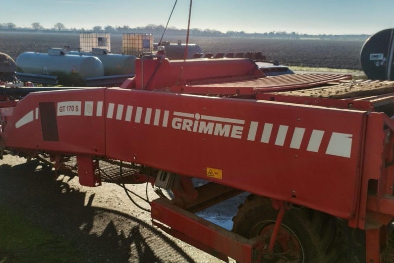 used-grimme-gt170s-harvester
