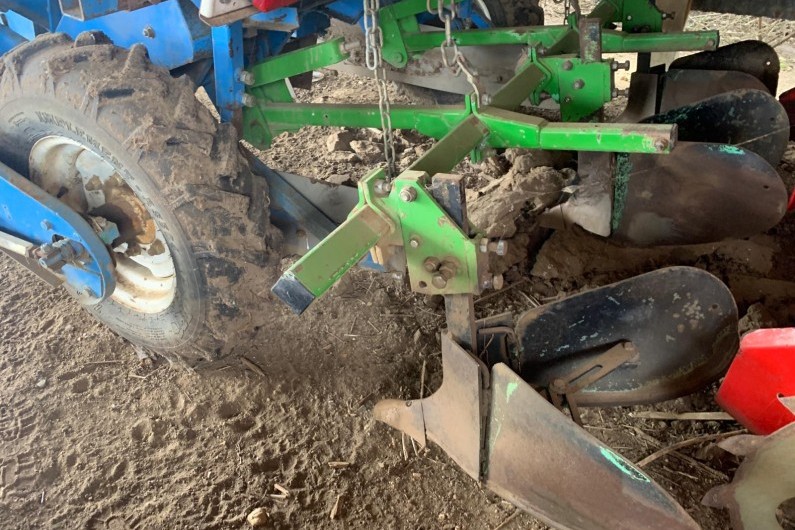 used-standen-sp200-2-row-planter-2006