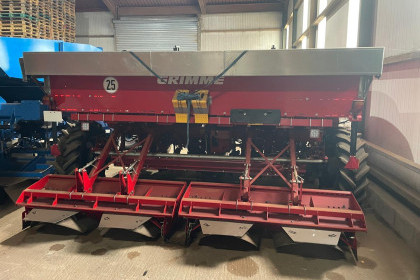 Thumbnail image for Used GRIMME GL430 4 Row Trailed Planter 2022