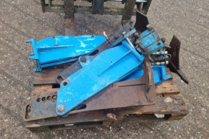 Thumbnail image for 3 x Subsoiler Legs