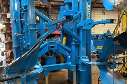 Thumbnail image for Used Standen POWAVATOR 400/200 Triple Bedtiller 2021