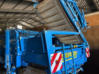 2022-used-standen-t2xs-omega-proclean-potato-harvester
