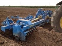 Standen Powavator bed tiller with hydraulic parallel linkages on outer bodies
