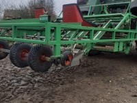 used-basrijs-4-row-2-man-manual-planter