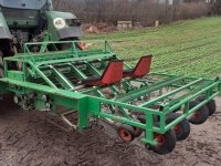 used-basrijs-4-row-2-man-manual-planter